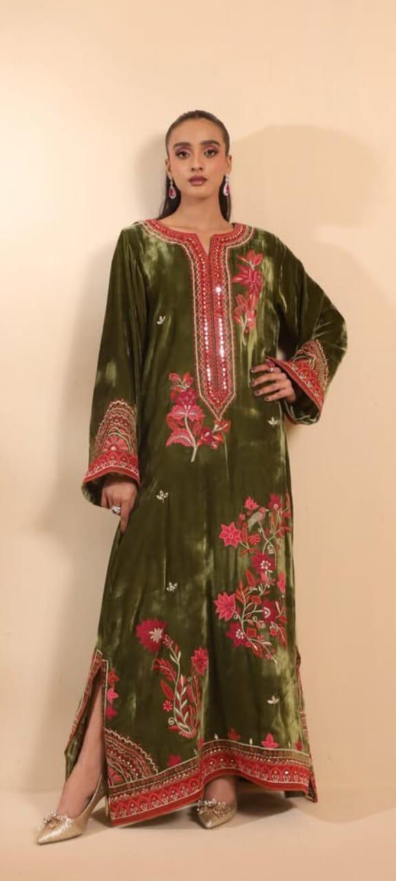 Green Velvet Three Piece Suit with Silk Dupatta & Mirror Work